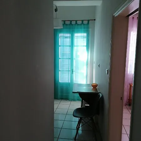 Apartament Antonis 2 *