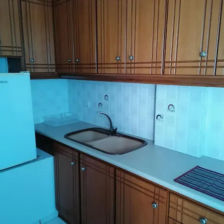 Antonis 2 * Ermupoli